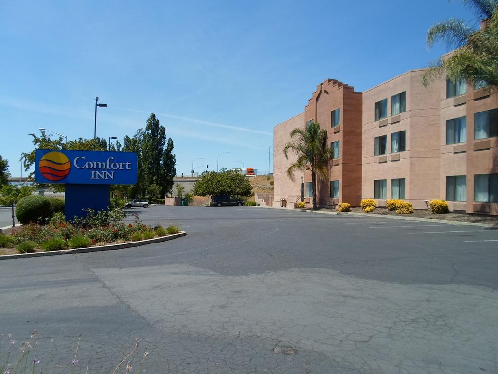Comfort Inn Silicon Valley East Fremont Eksteriør billede