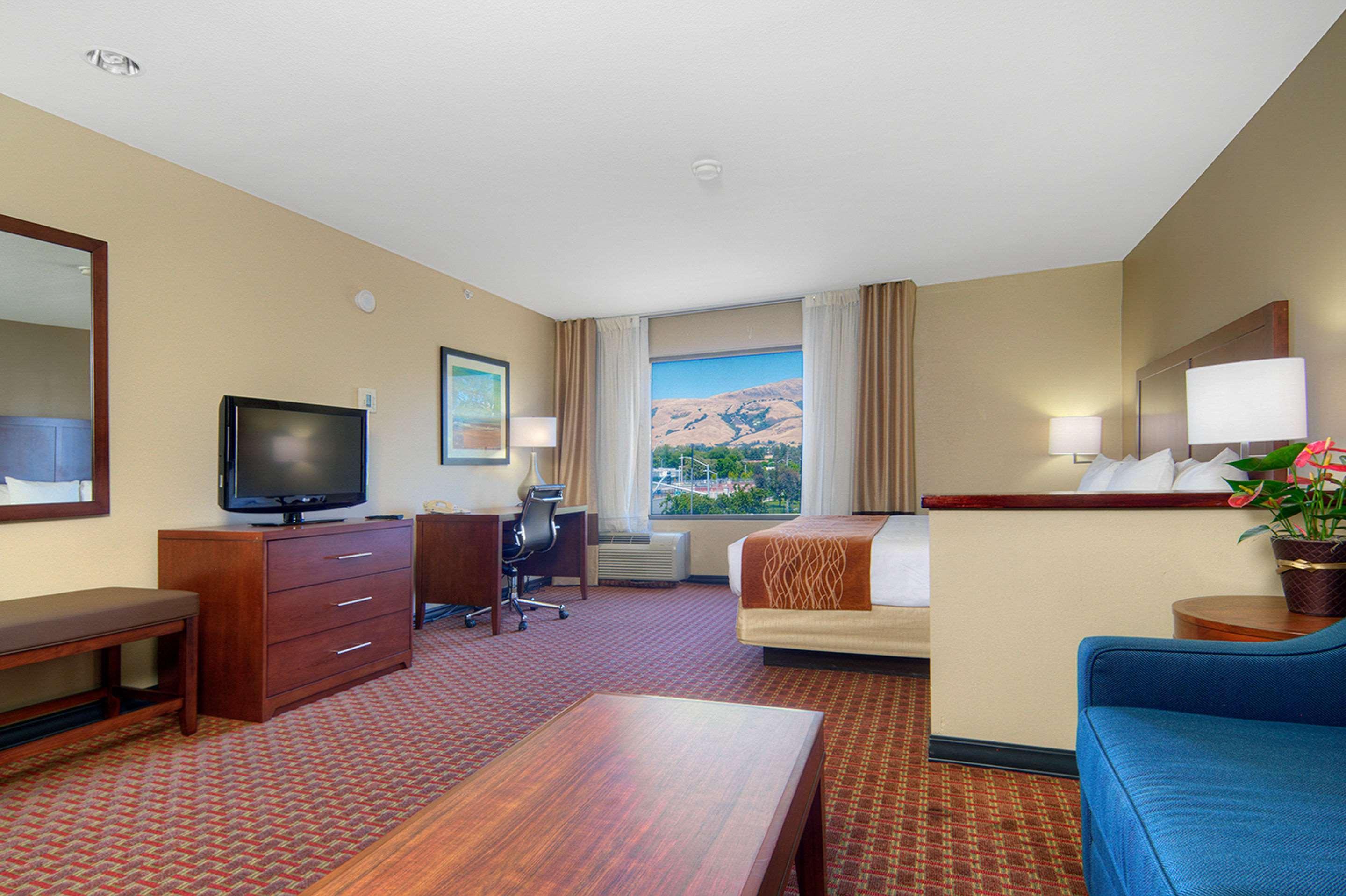 Comfort Inn Silicon Valley East Fremont Eksteriør billede